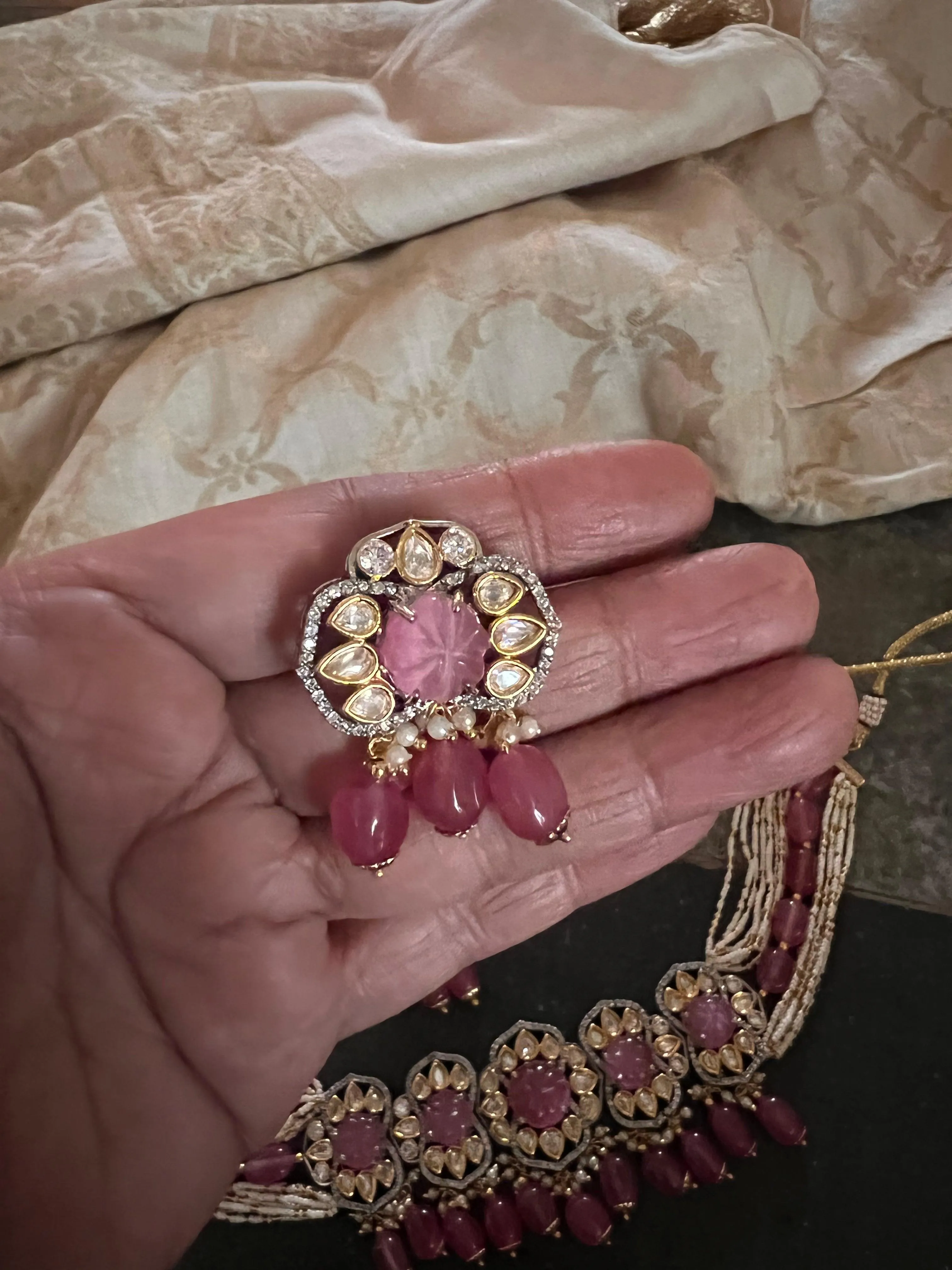 Pink Carved Stone Kundan Choker with Earrings