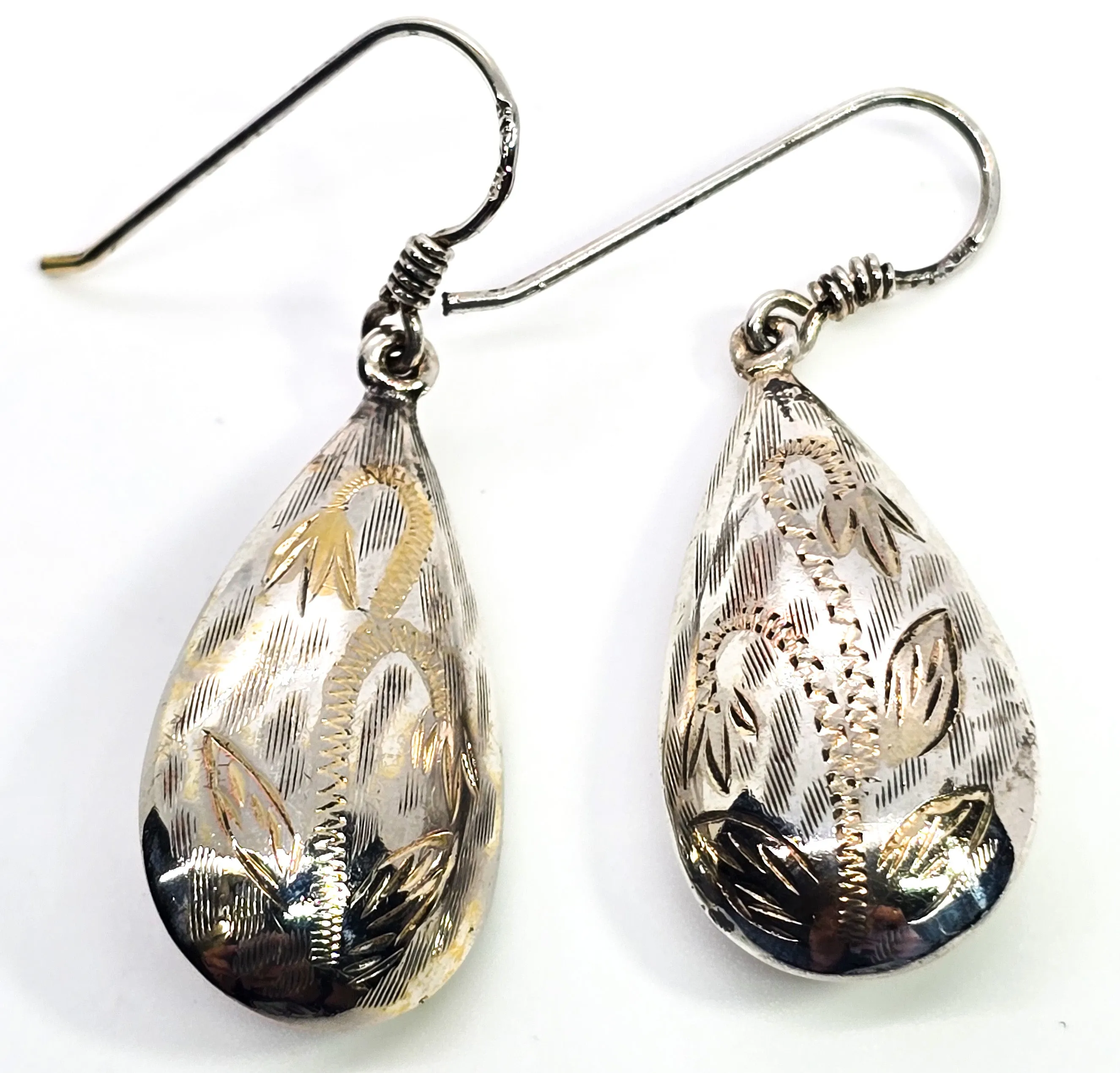 Puffy tear drop silver and gold etched flower vintage drop sterling silver retro earrings