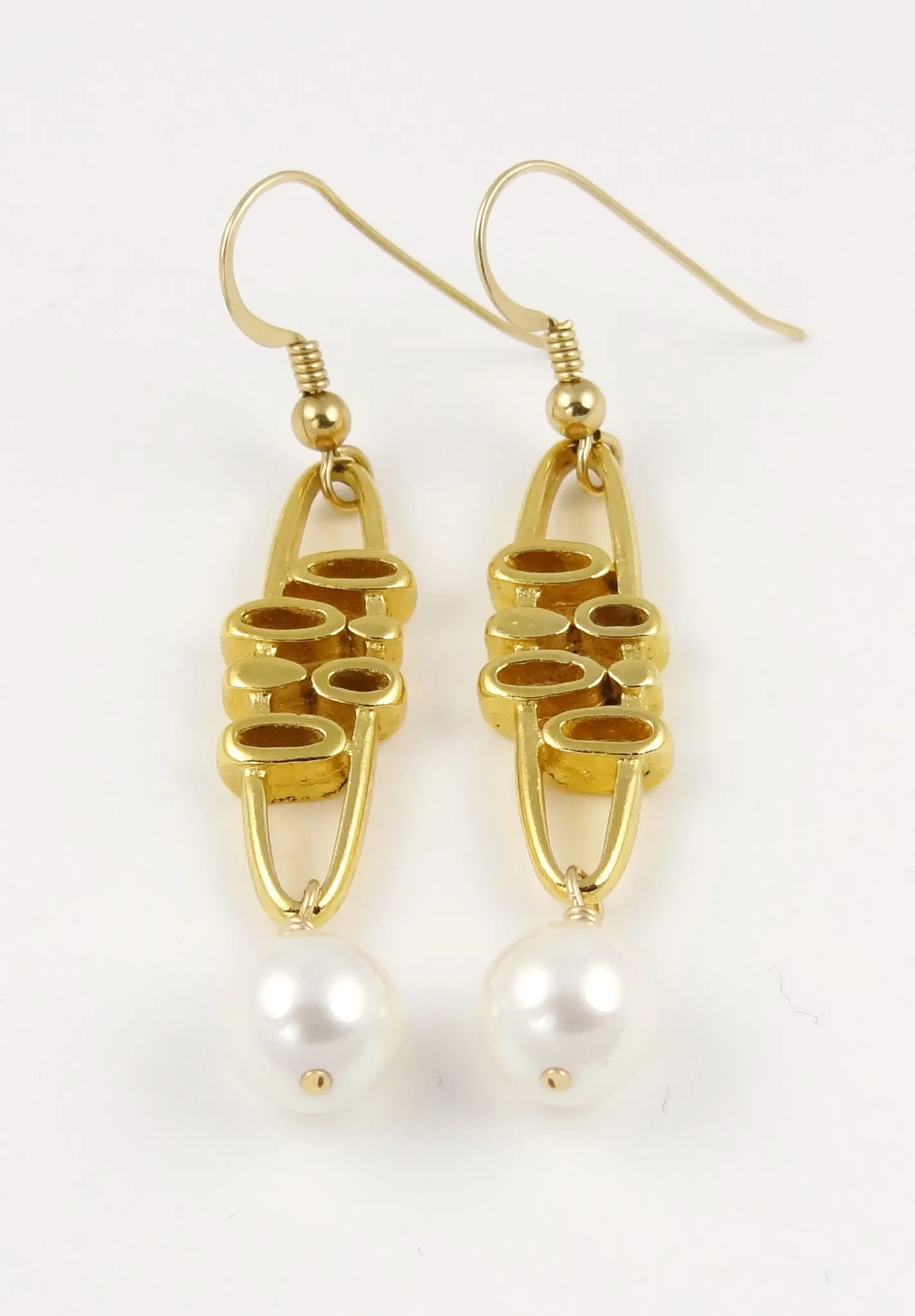 Retro Gold & Pearl Drop Earrings