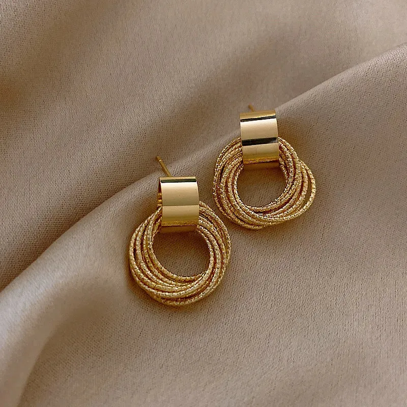 Retro Gold Circle Stud Earrings Set