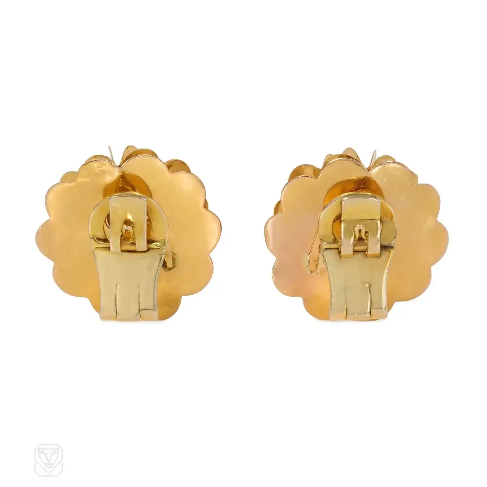 Retro gold refelective accordion earrings