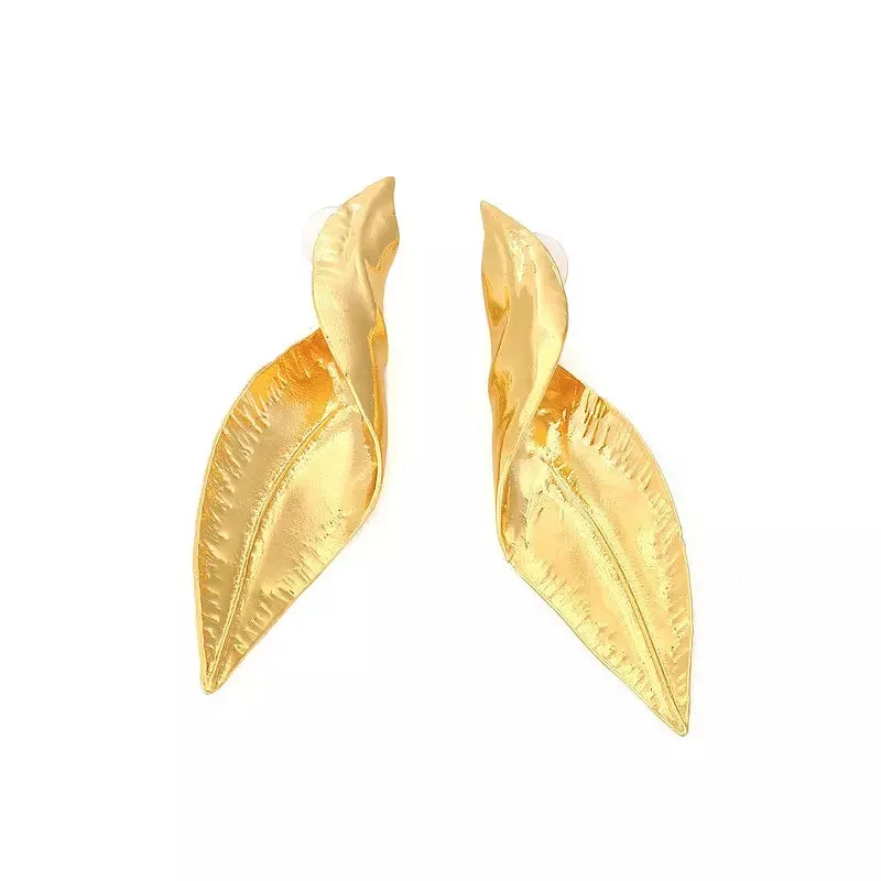 Retro Twisted Gold Color Leaf Earrings