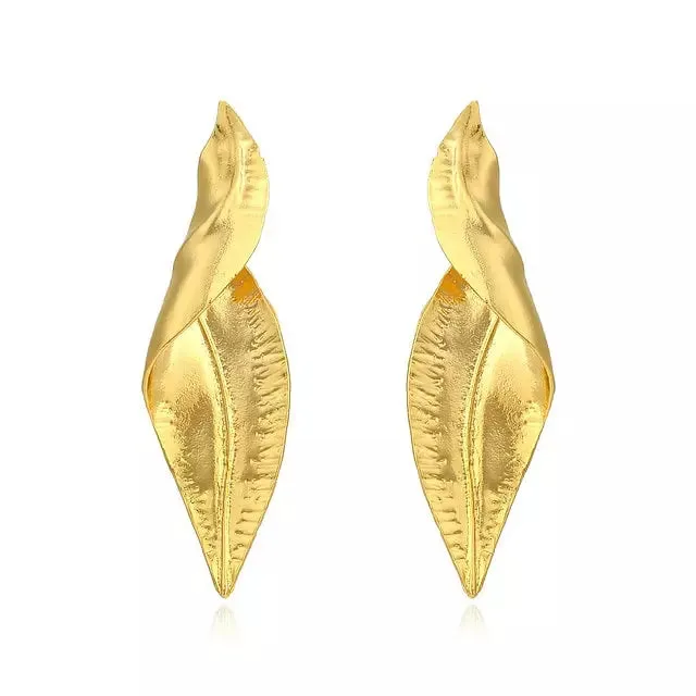 Retro Twisted Gold Color Leaf Earrings