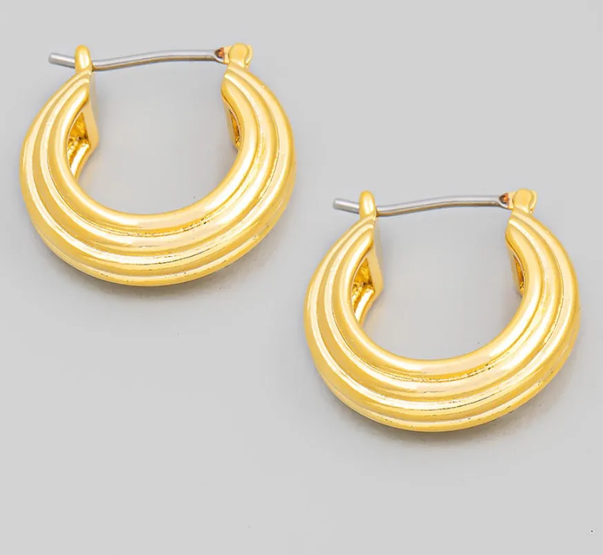 Ribbed Latch Hoop Earrings