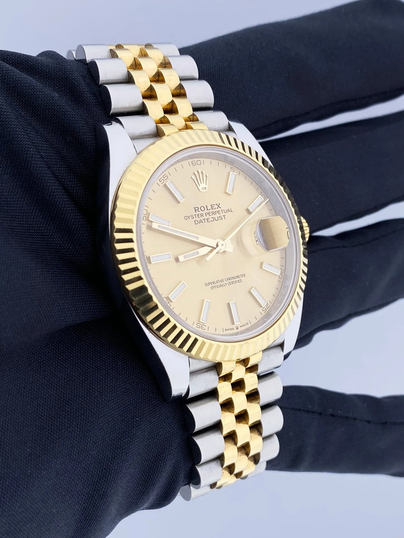 Rolex Datejust 41 126333 Champagne Dial Mens Watch Box Papers