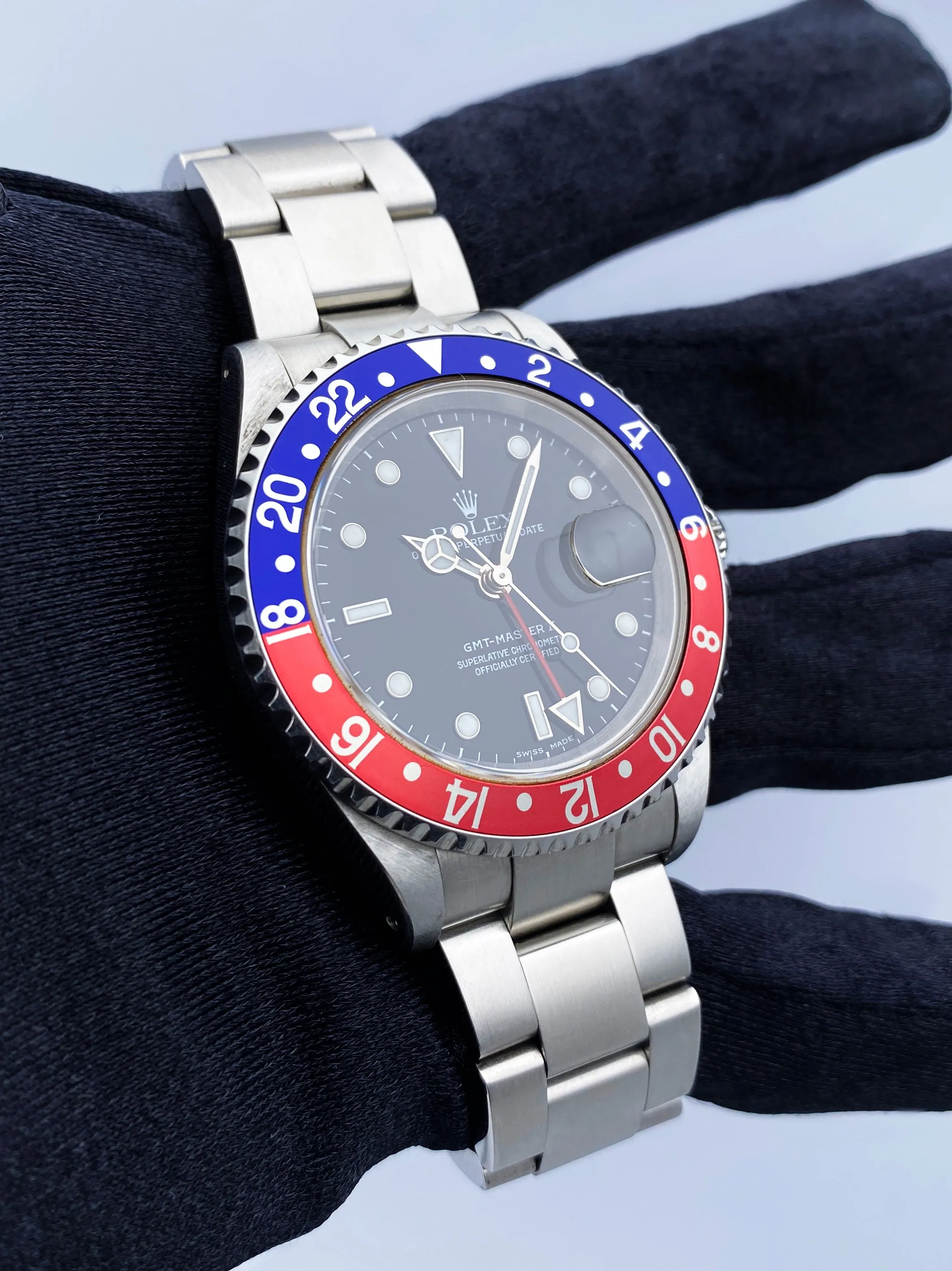Rolex GMT Master II 16710 Pepsi Bezel Mens Watch
