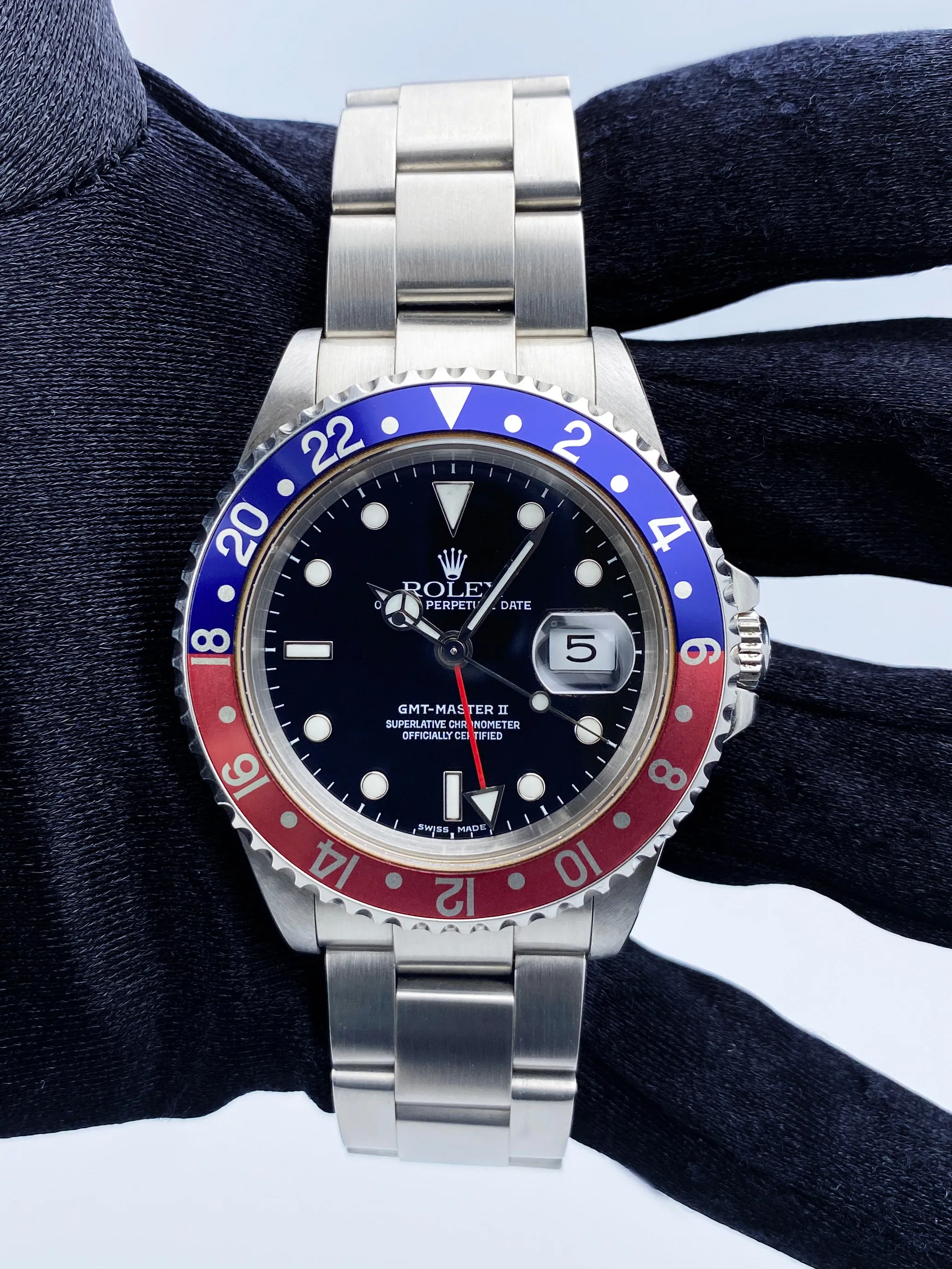 Rolex GMT Master II 16710 Pepsi Bezel Mens Watch