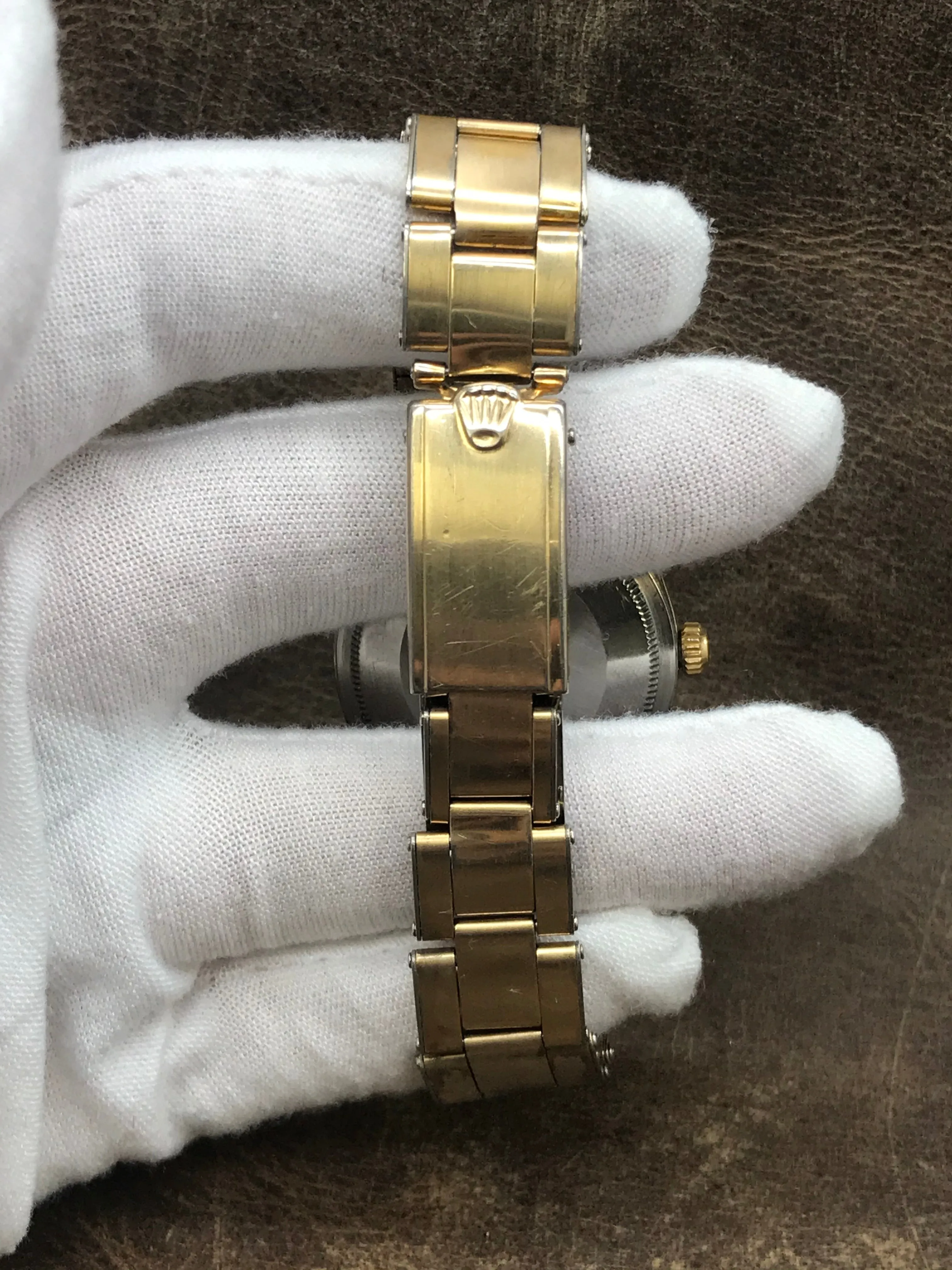 Rolex Oyster Perpetual Date 34mm 1550 Silver Dial Automatic Men's Watch