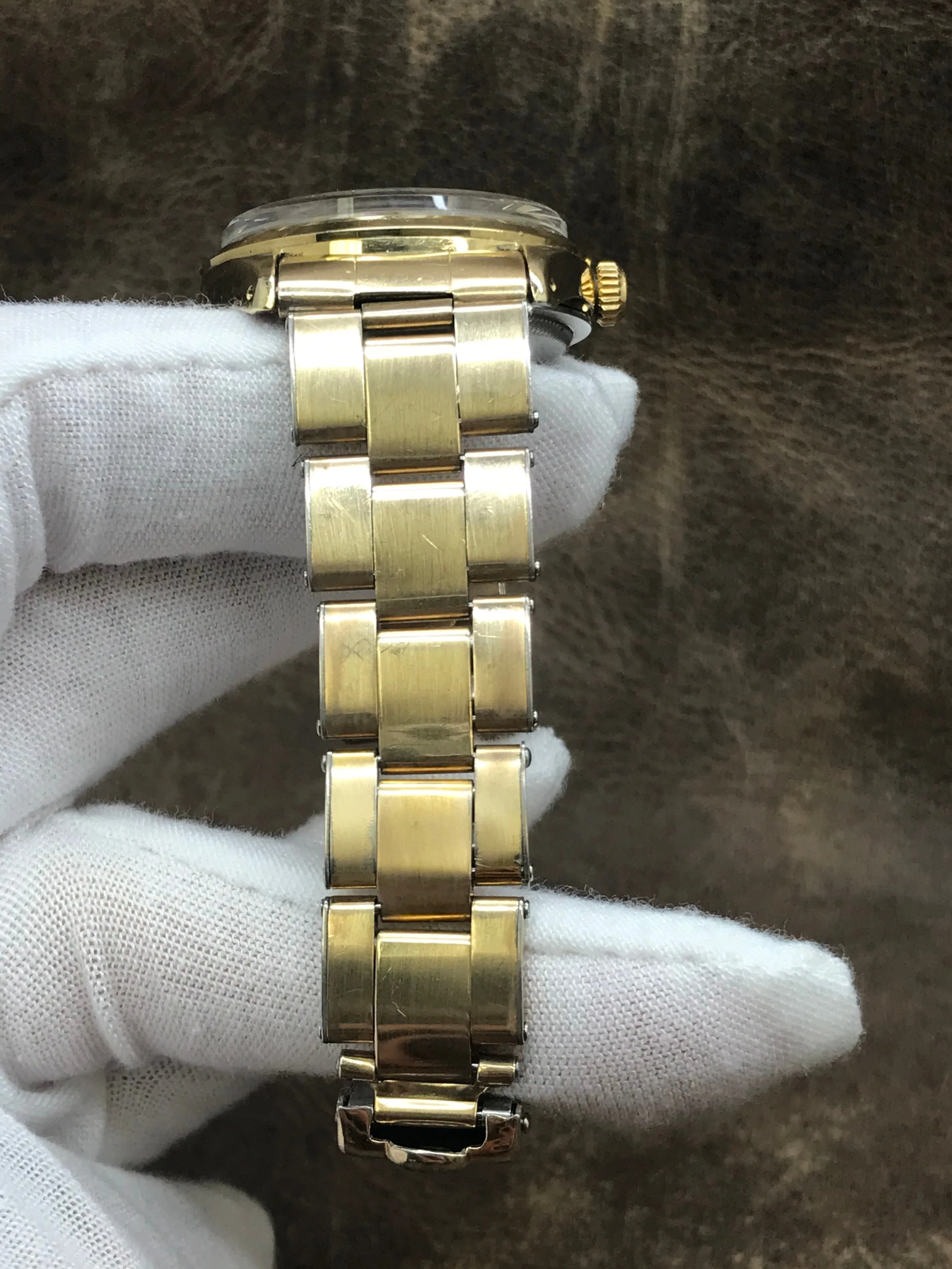 Rolex Oyster Perpetual Date 34mm 1550 Silver Dial Automatic Men's Watch