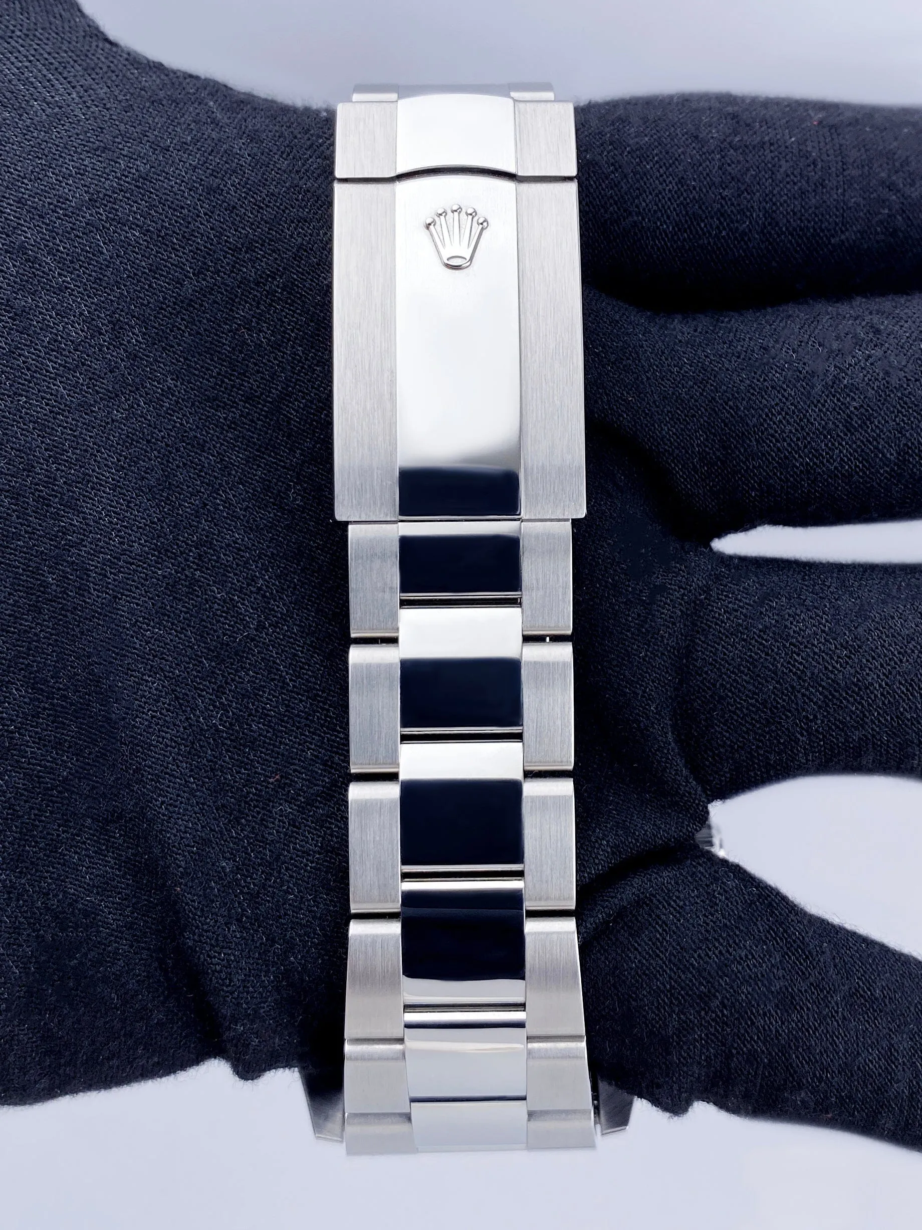 Rolex Sky-Dweller 326934 White Dial Mens Watch Box Papers