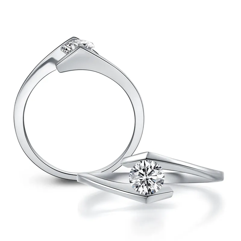 Round Cut Moissanite Diamond Solitaire Ring