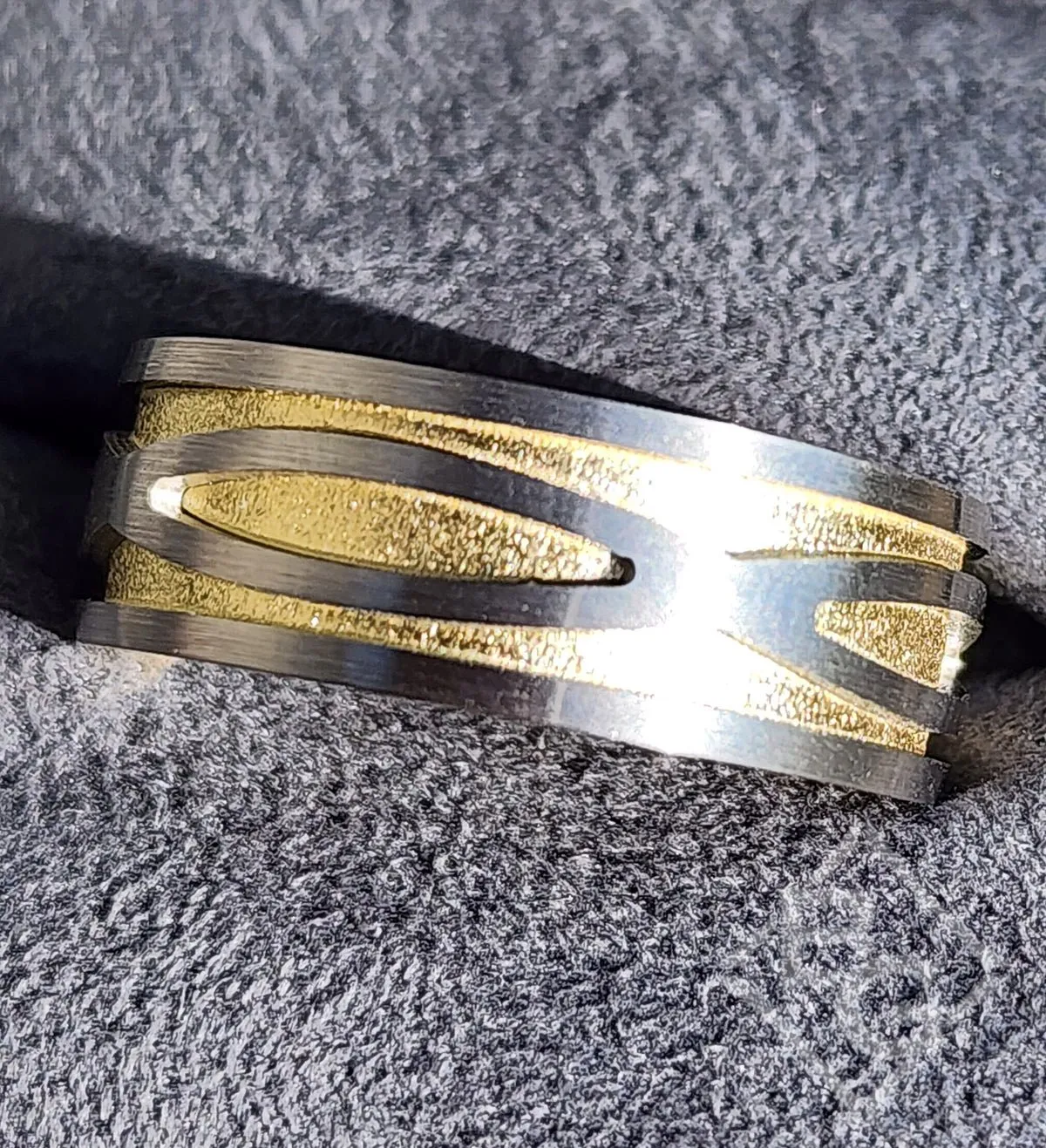 Simon G. 8MM Infinity Twist Design Wedding Band