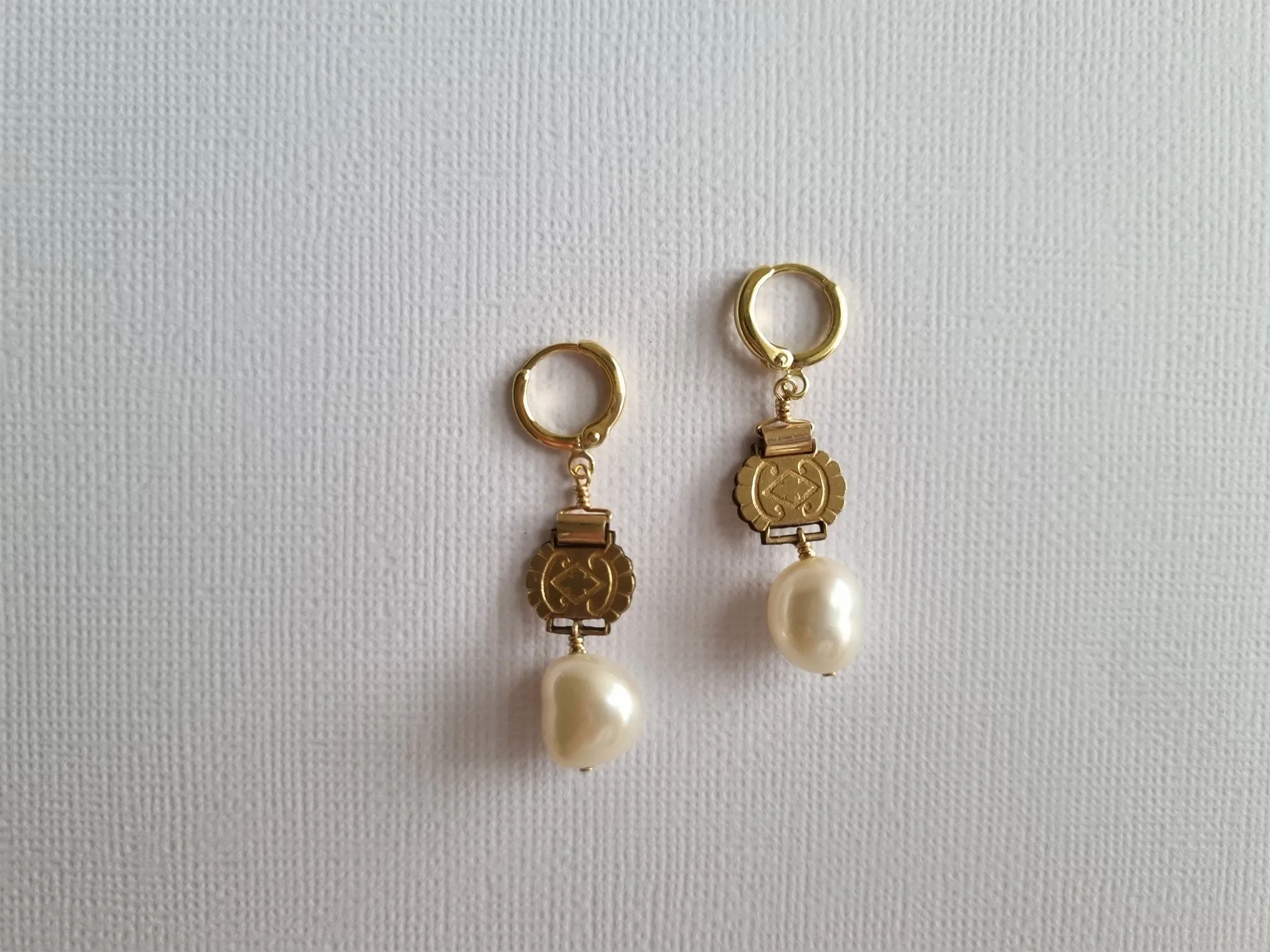 that girl earrings