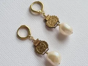 that girl earrings