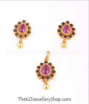 The Preshti Silver Kempu Pendant Set(Green)