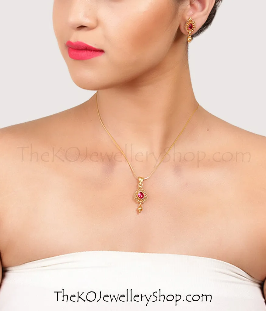 The Rishit Silver Pendant Set (Red)