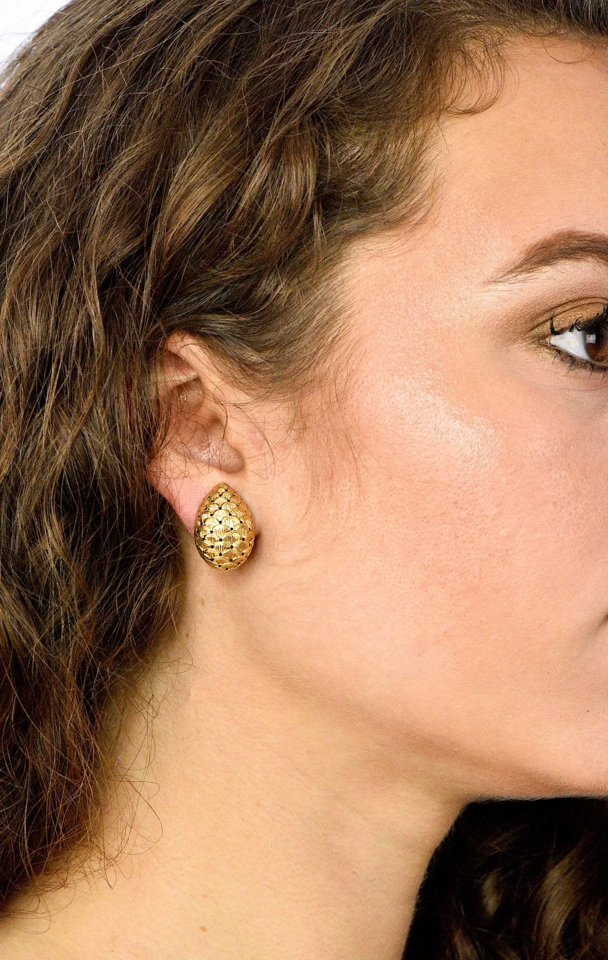 Tiffany & Co. Retro 14 Karat Gold Bold Ear-Clips Earrings