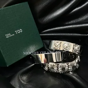 TOGA TOO Metal Bangle Set