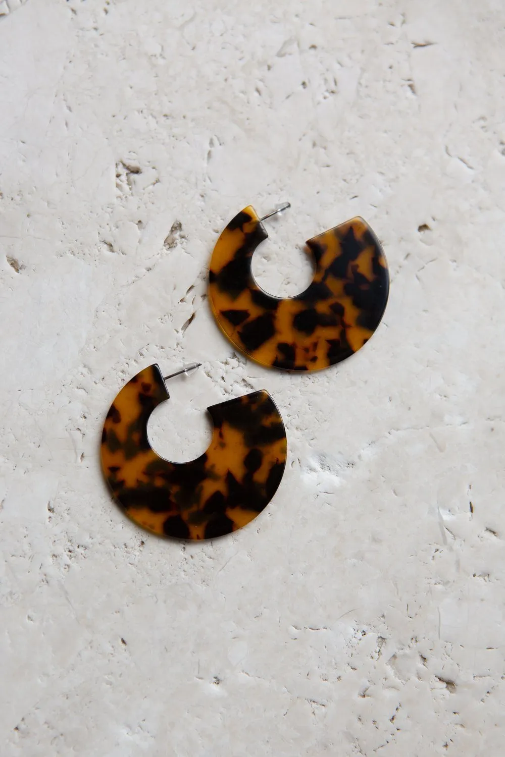 Tortoise Flat Semicircle Hoop
