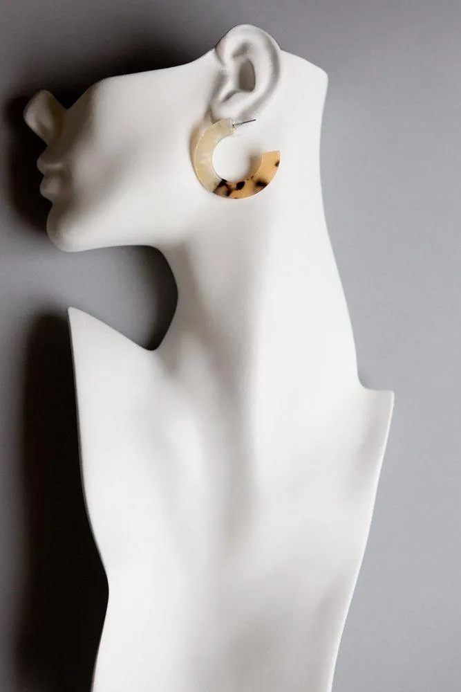 Tortoise Shell Earrings (White/Blonde & Black)