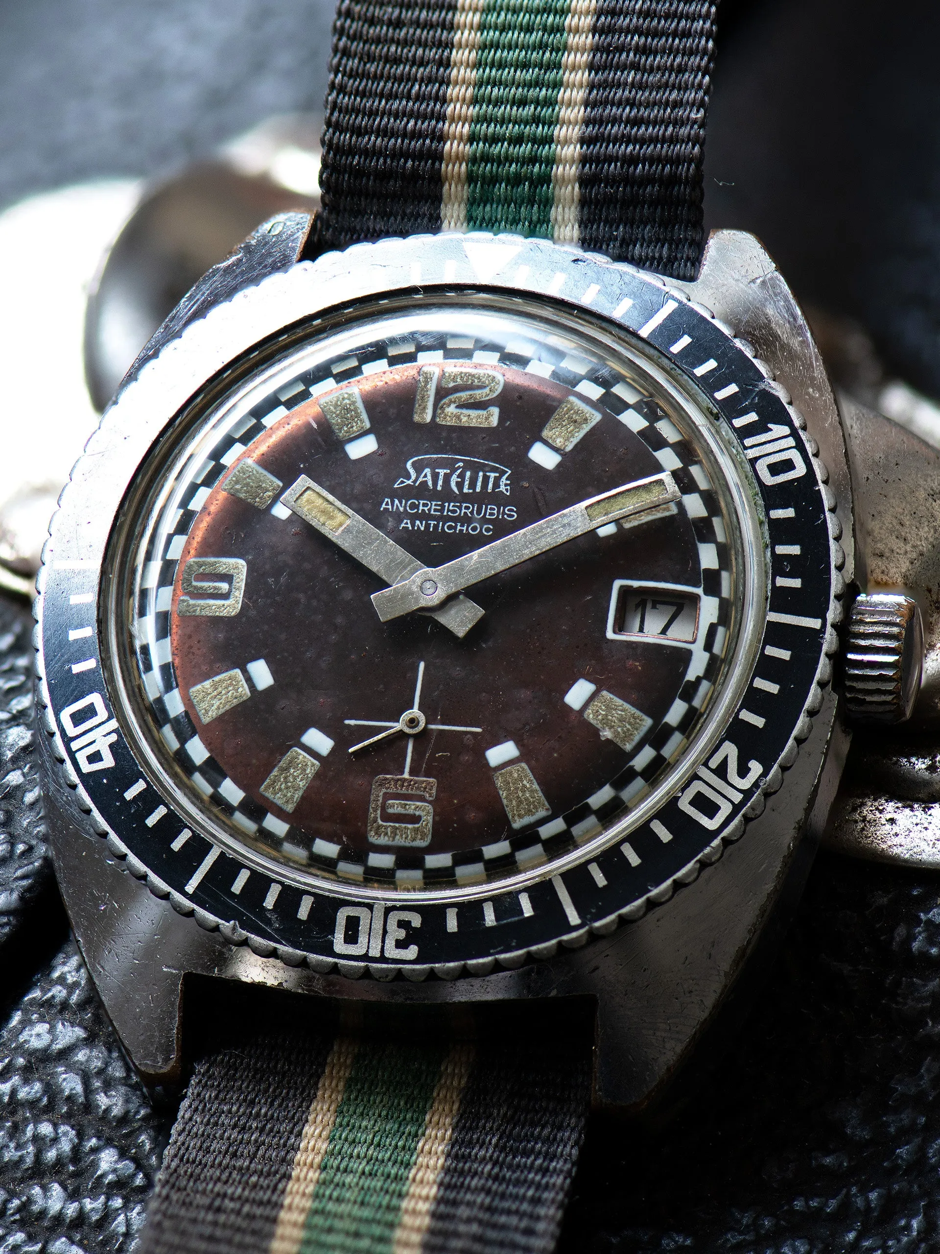 Tropical 1960s Satelite Skin Diver