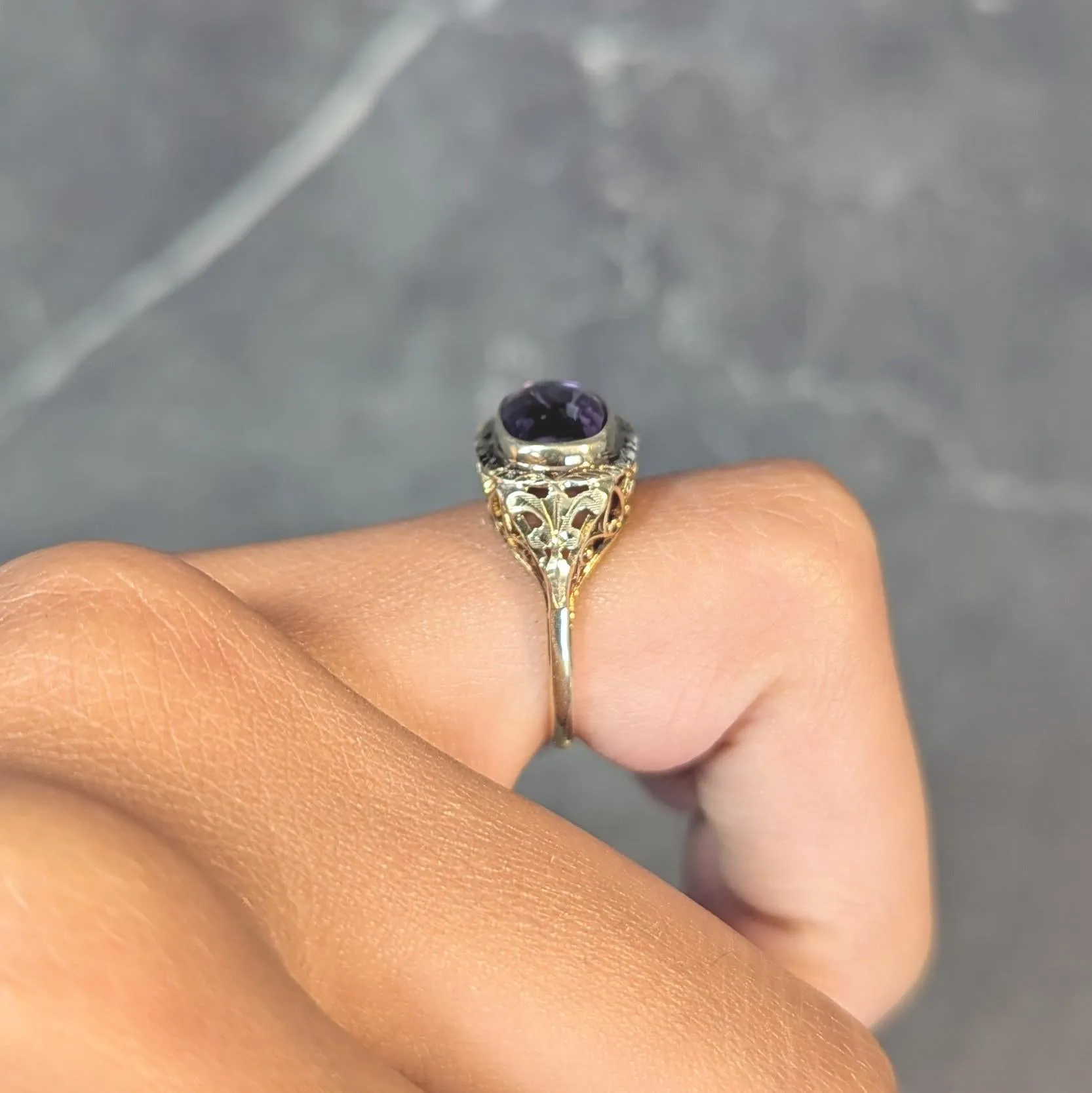 Victorian Amethyst 14 Karat Yellow Gold Fleur-De-Lis Heart Antique Ring