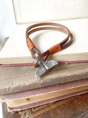 Whale Tail Cowhide Leather Bracelet - Brown - HALF OFF