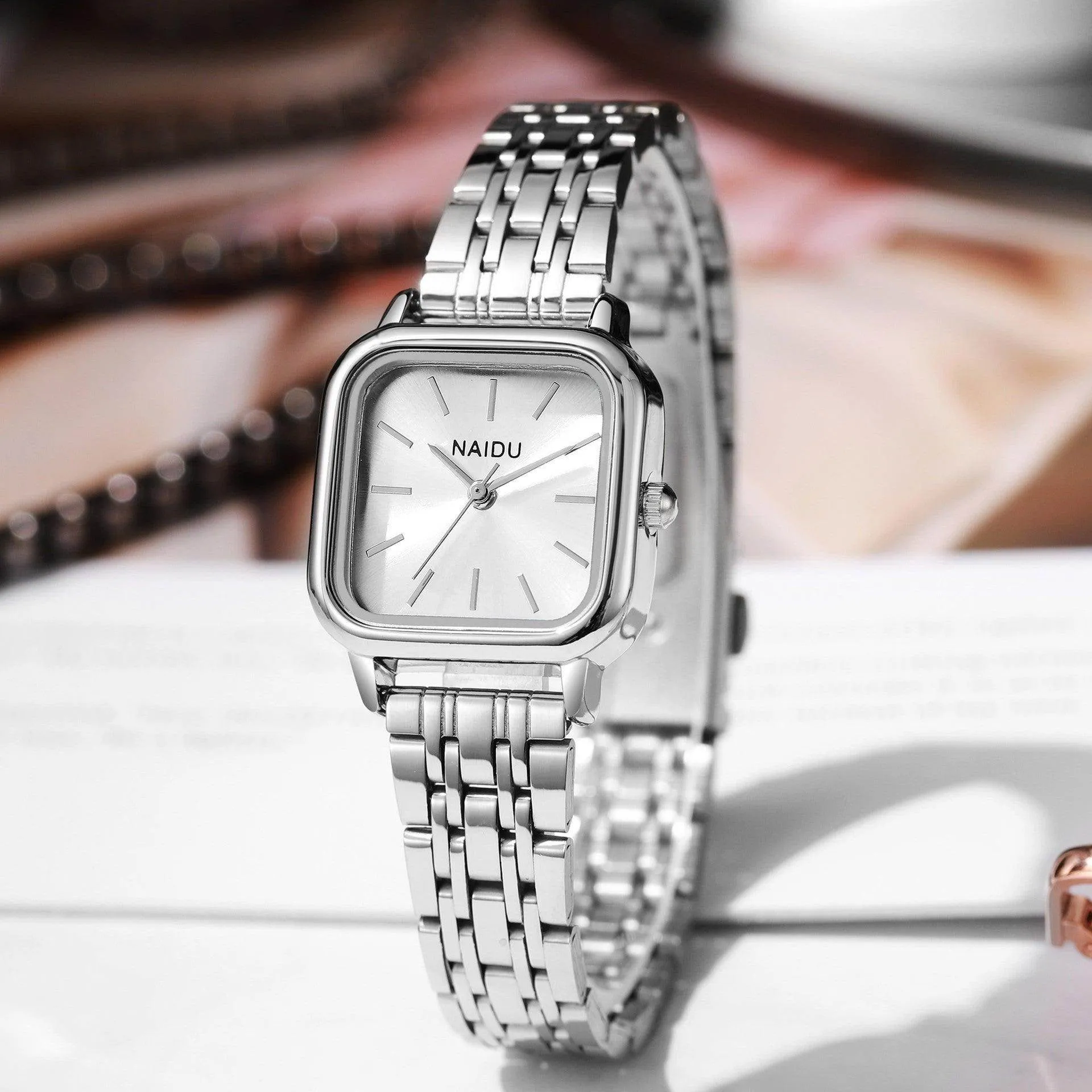 Women's Minimalist Quartz Watch